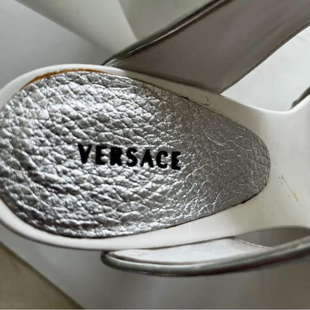 Gianni Versace Silver Leather White Slide Heels Italy 37 1/2 (US 7 1/2) EUC. - Picture 8 of 8